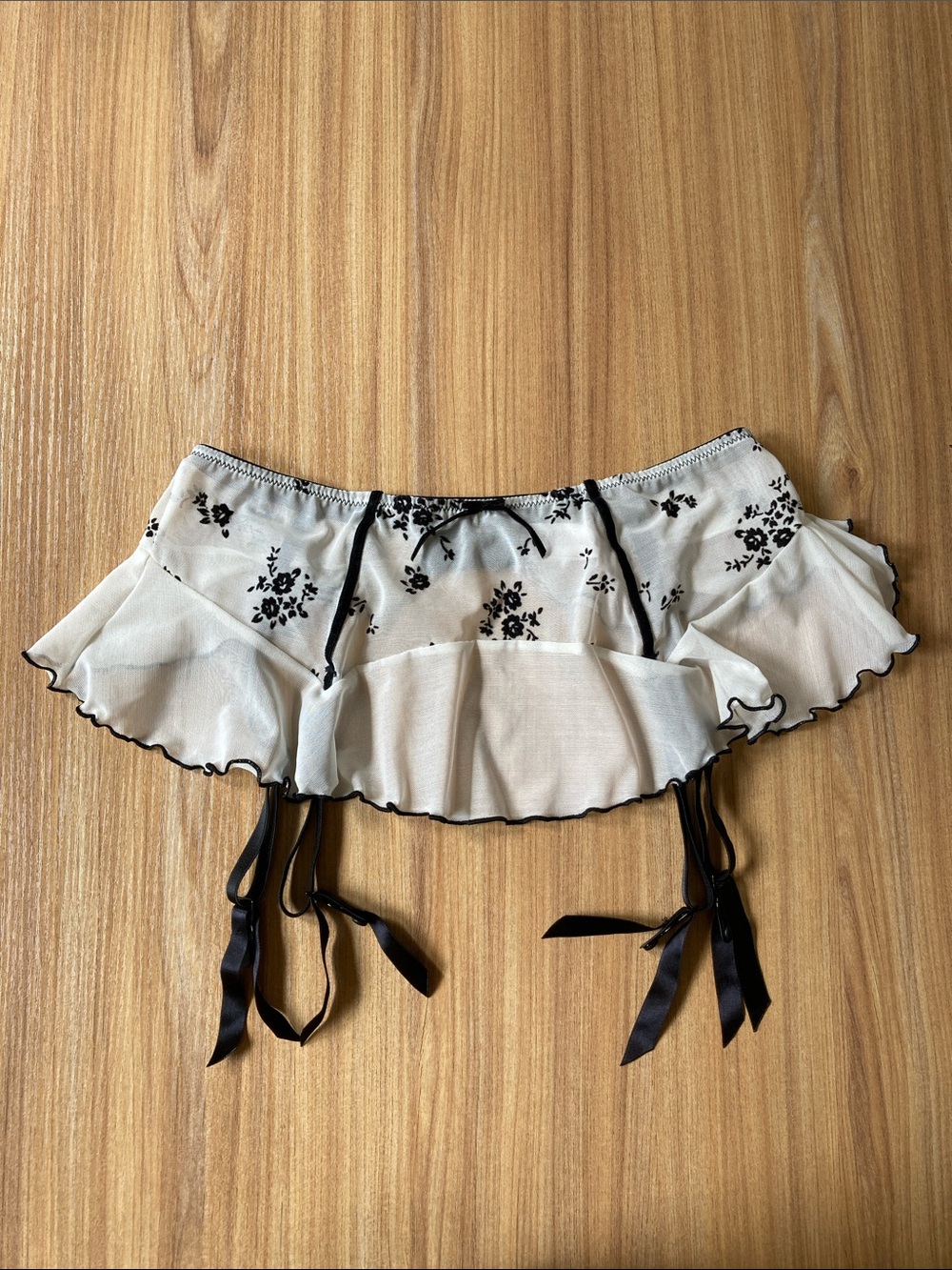 Cute garter belt